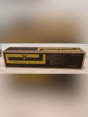 TK-8507 Yellow TK-8507Y Kyocera Toner Kit - Genuine Replacement, new, unopened